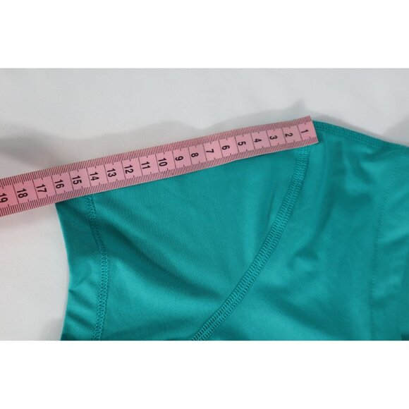 Nike Pro Women's  V-Neck Short Sleeve Athletic Top‎ size Medium - Picture 11 of 11